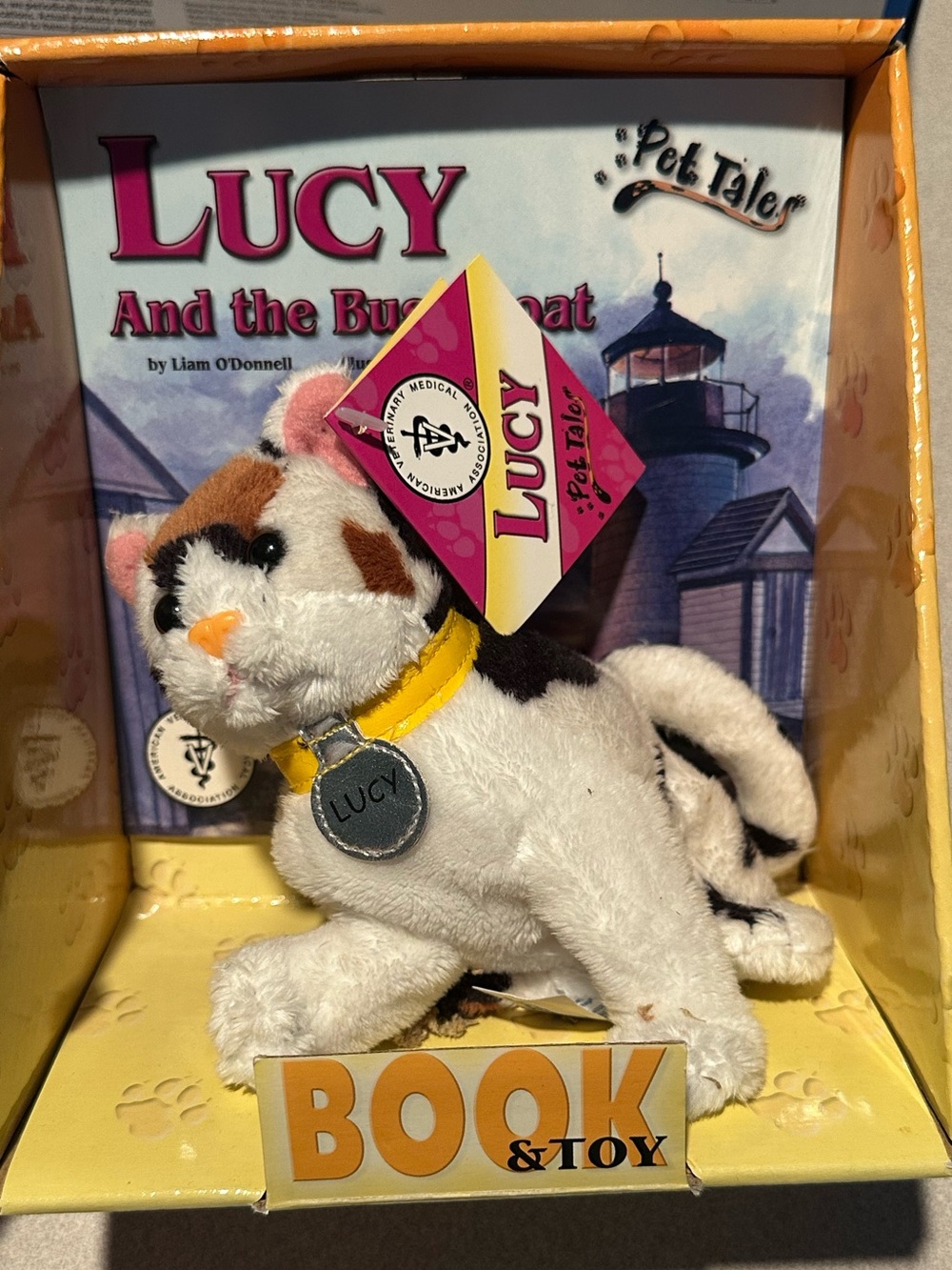 NWT vintage Lucy Plush Cat Toy & Book Set - White, Brown & Black